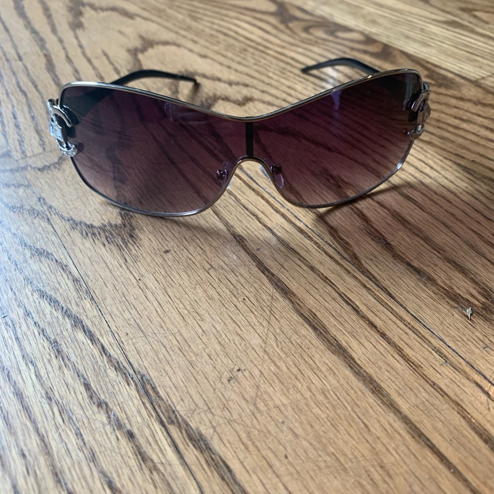 Stunning Sunglasses Brand New